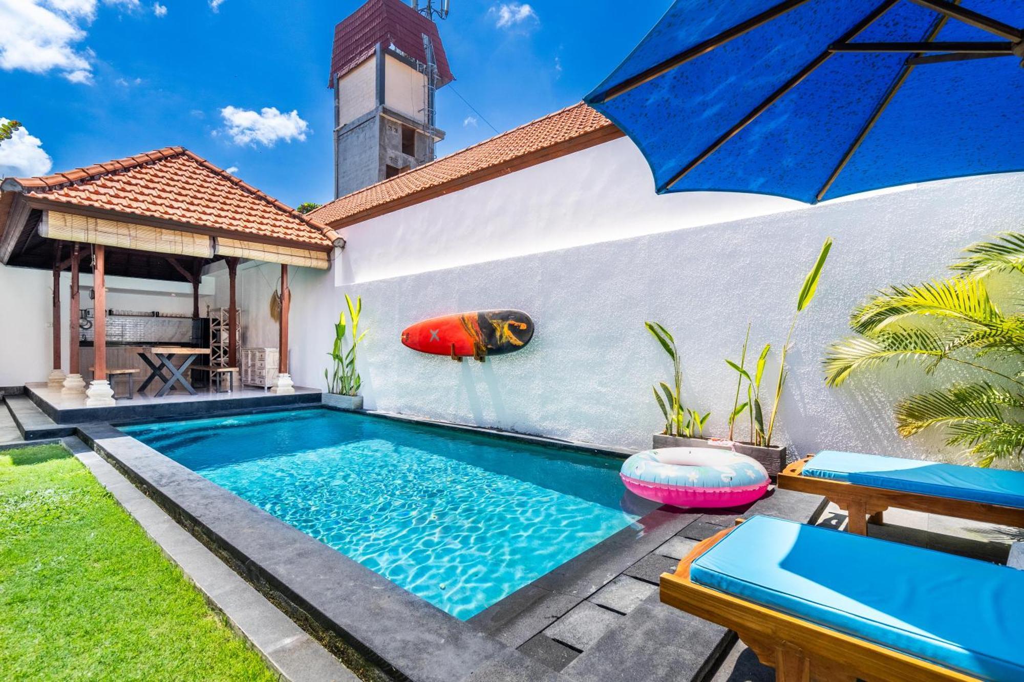 4-Bedroom Pool Villa Near Seminyak Center Exteriör bild