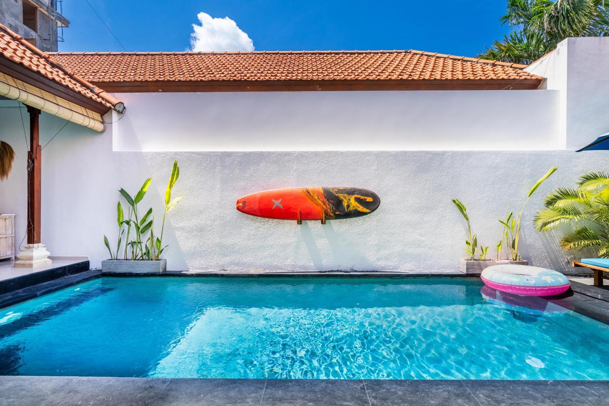4-Bedroom Pool Villa Near Seminyak Center Exteriör bild