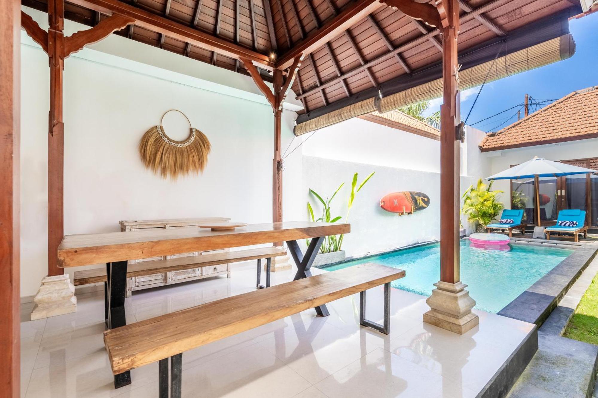 4-Bedroom Pool Villa Near Seminyak Center Exteriör bild