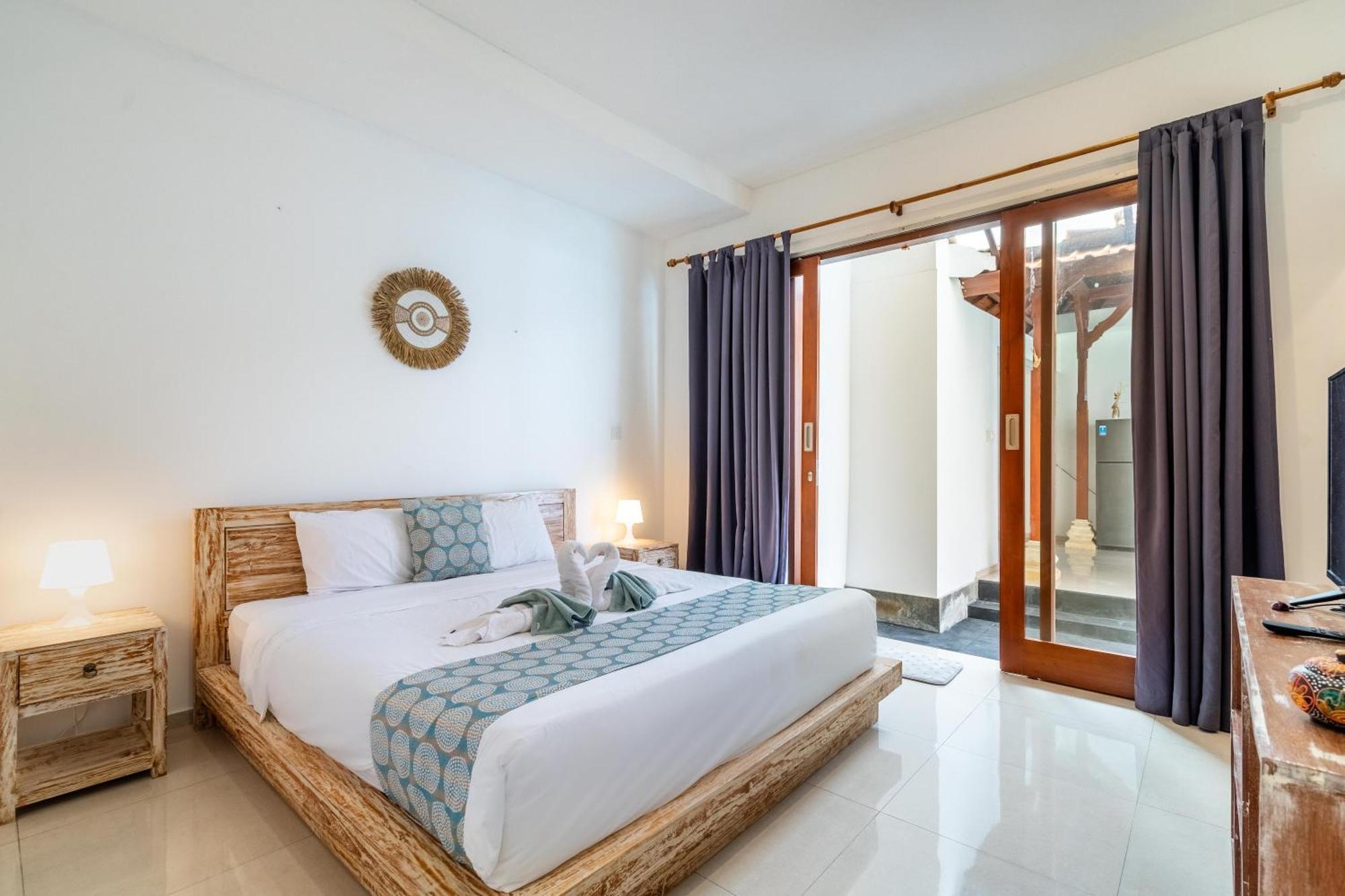 4-Bedroom Pool Villa Near Seminyak Center Exteriör bild